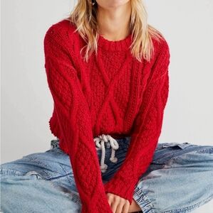 Free People M oversized cropped cable knit sweater like new!  EUC
